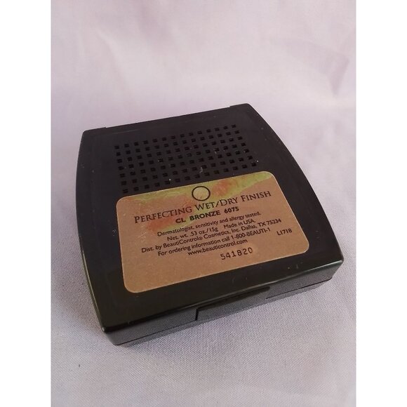 Beauticontrol Perfecting Wet/Dry Finish Foundation CL Bronze 6075 - Picture 4 of 4